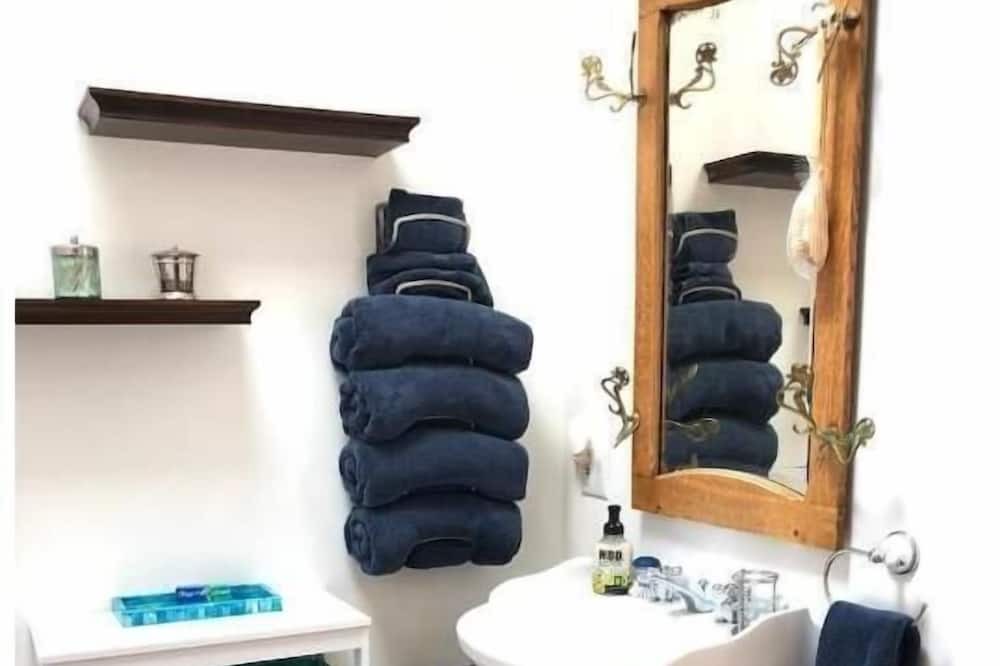 Photo of Bathroom in Belmar
