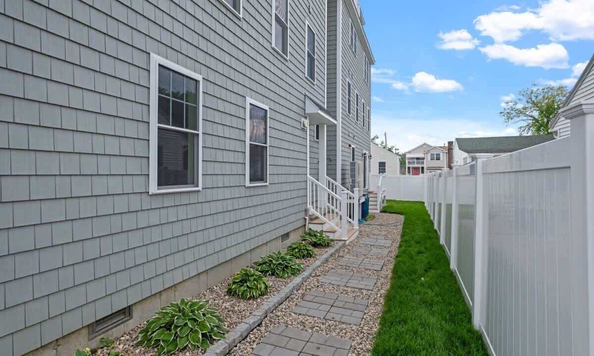 Photo of Outdoor in Hampton