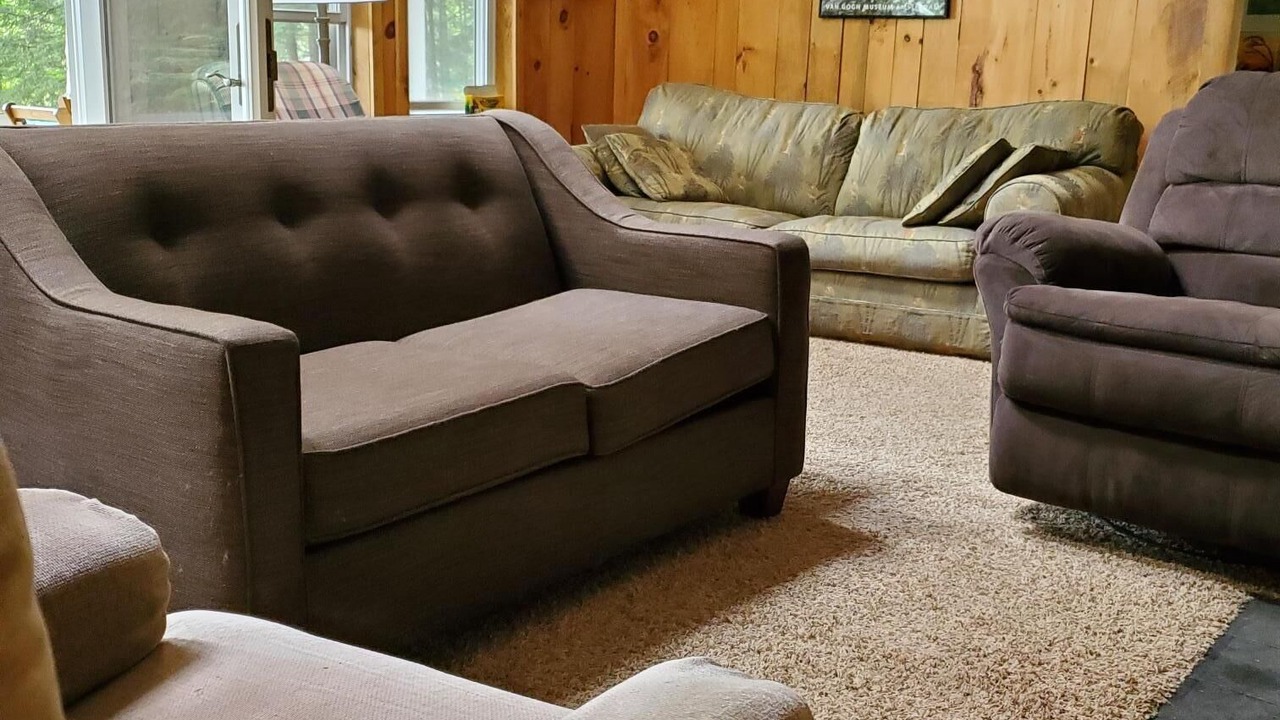 Photo of Livingroom in Alton Bay