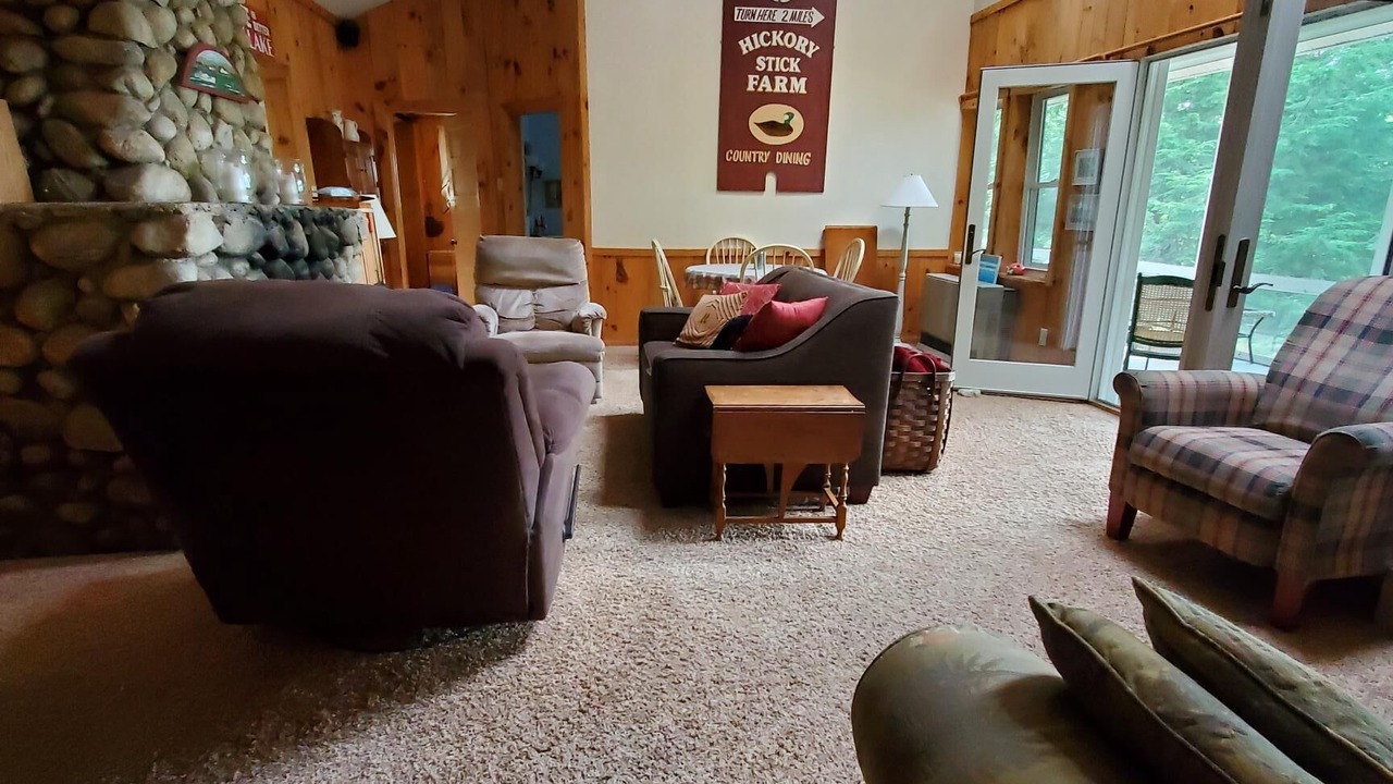 Photo of Livingroom in Alton Bay