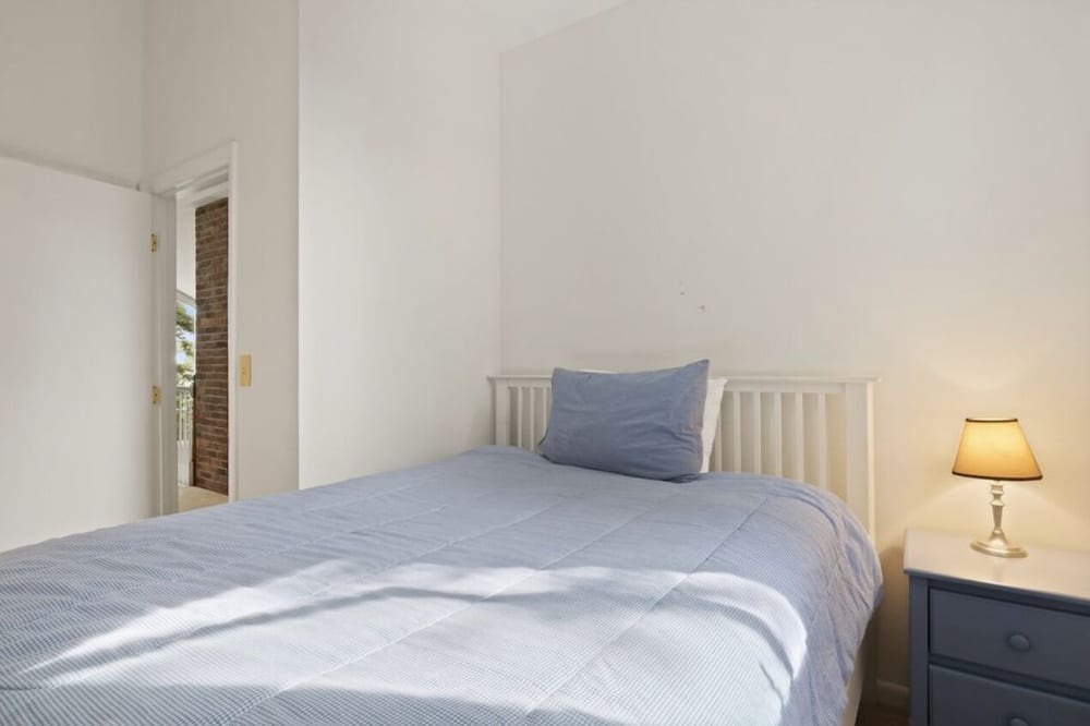 Photo of Bedroom in Summersea