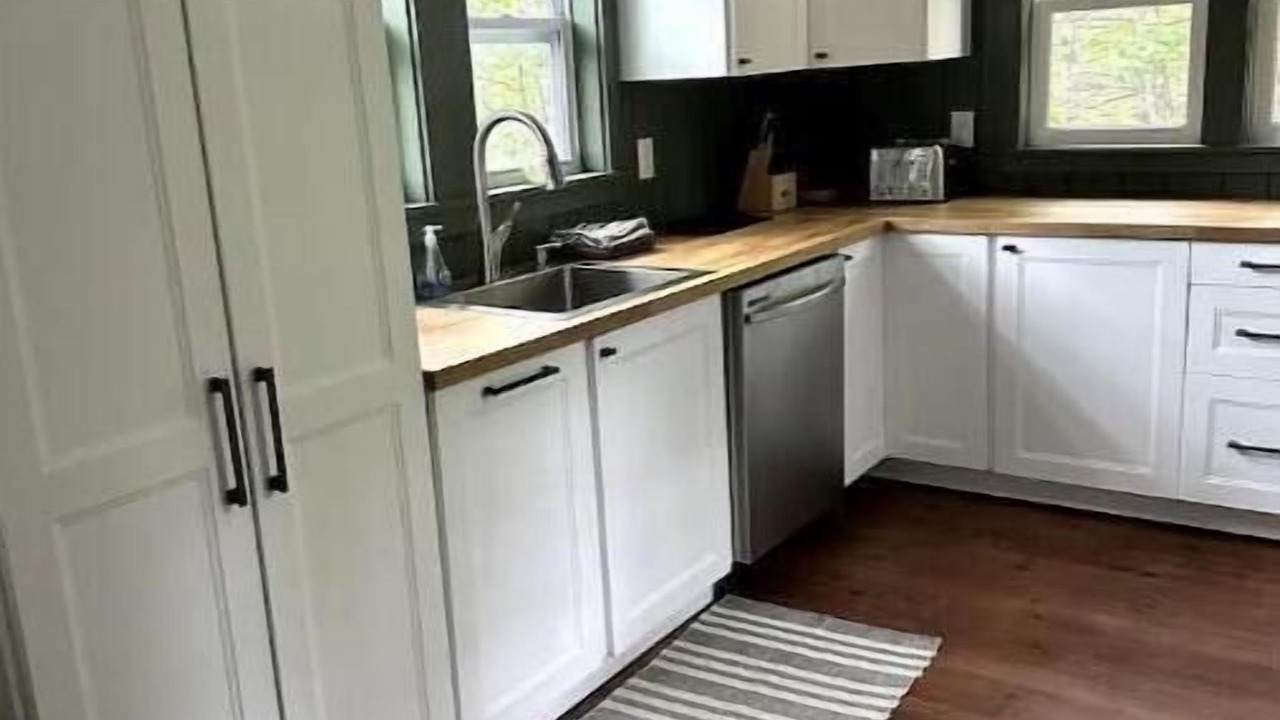 Photo of Kitchen in Birchview by the Saco