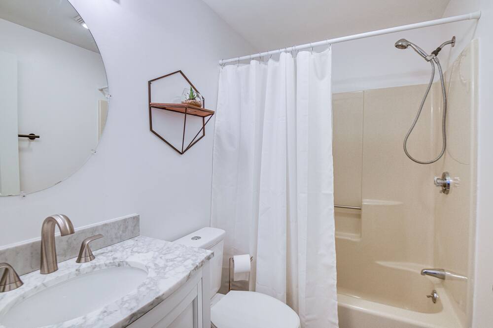 Photo of Bathroom in Conway