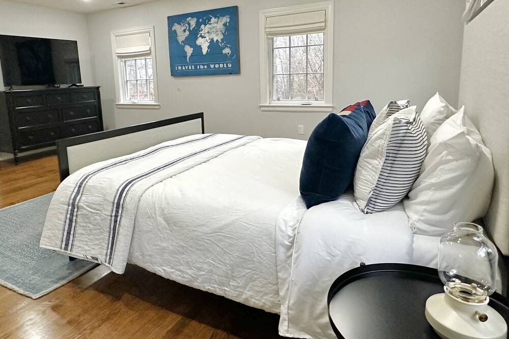 Photo of Bedroom in Westport