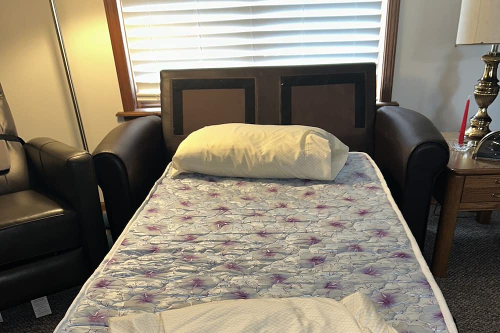 Photo of Bedroom in Manlius