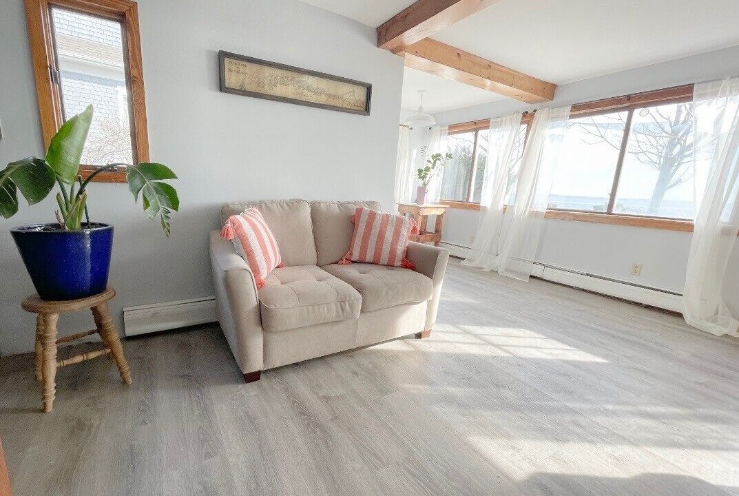 Photo of Livingroom in Devon