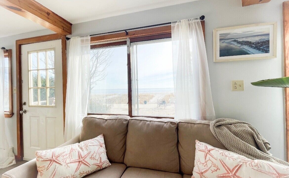 Photo of Livingroom in Devon