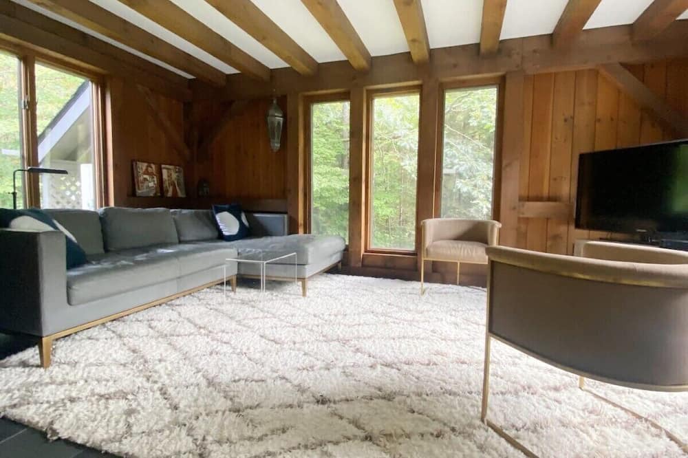 Photo of Bedroom in Becket