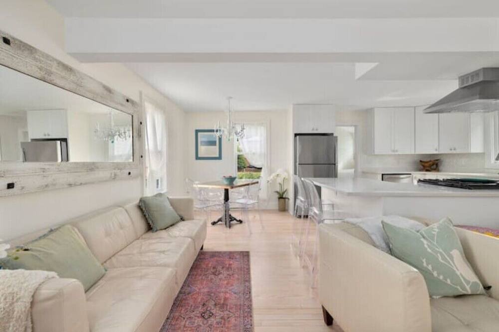Photo of Bedroom in Warwick