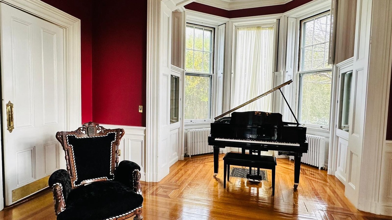 Photo of Livingroom in Middletown