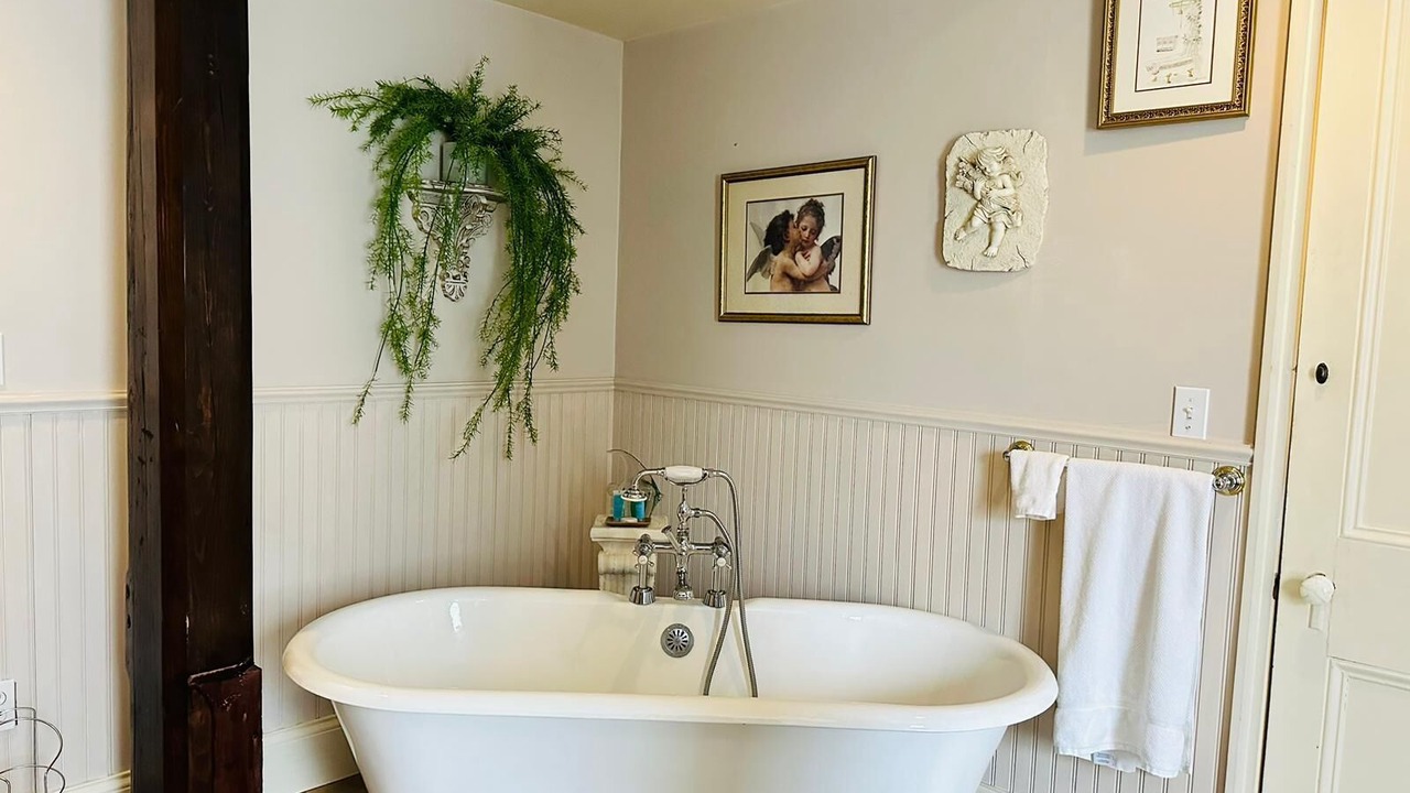 Photo of Bathroom in Middletown
