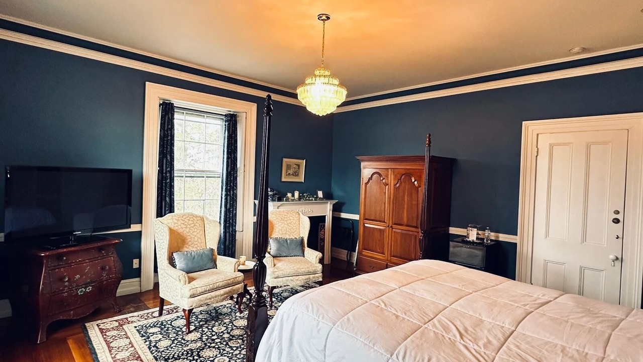 Photo of Bedroom in Middletown