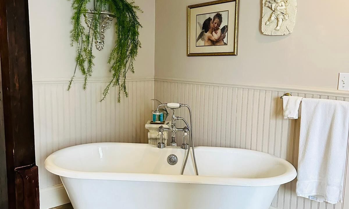 Photo of Bathroom in Middletown