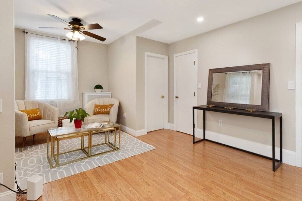 Photo of Livingroom in West Medford