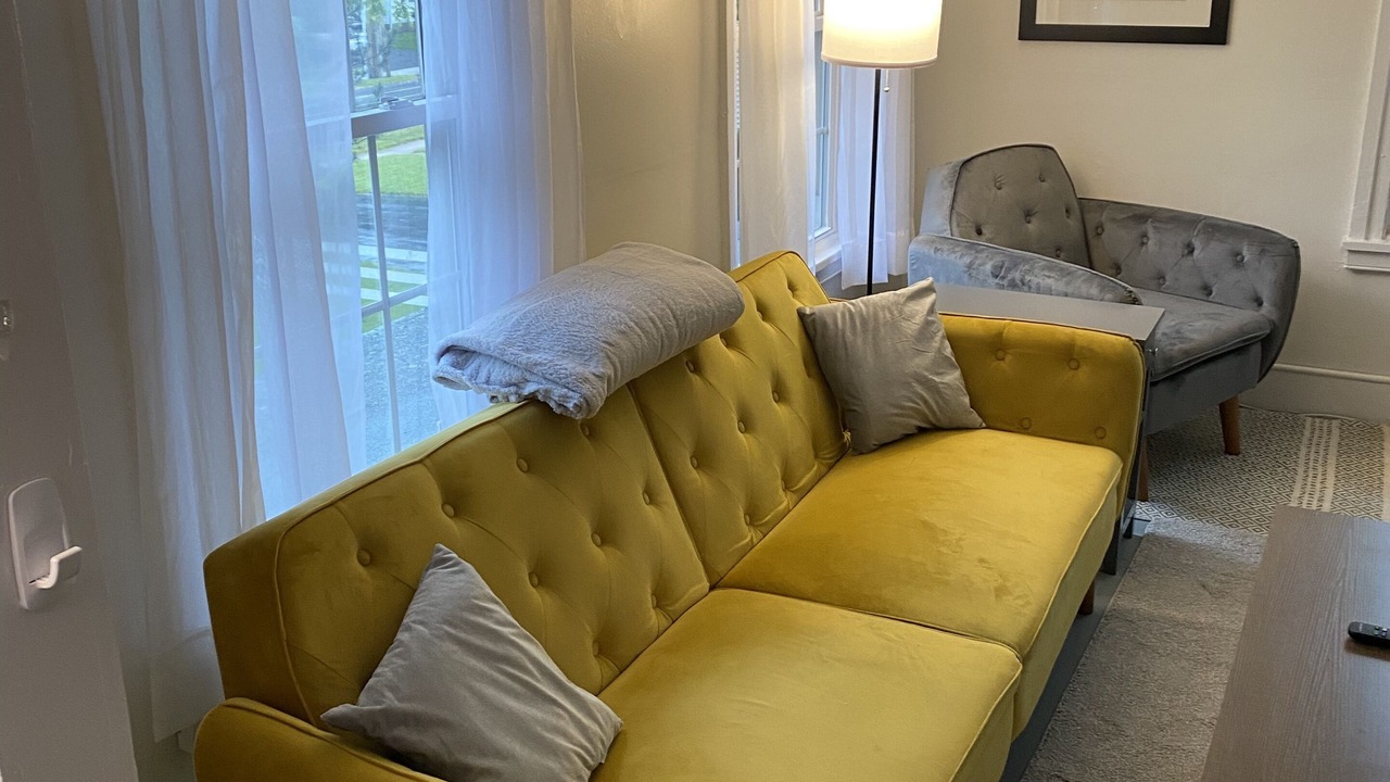 Photo of Livingroom in Guilford