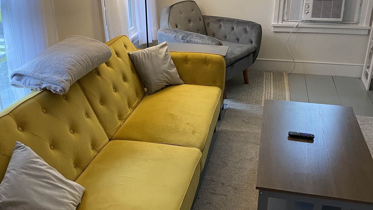 Photo of Livingroom in Guilford