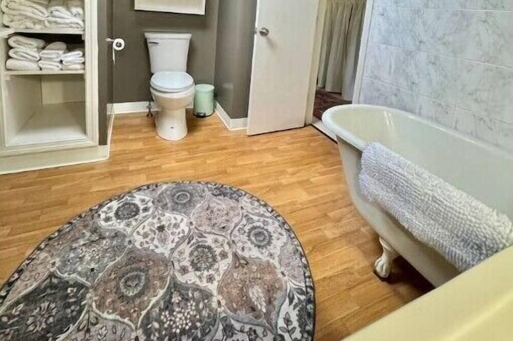 Photo of Bathroom in Wallingford Center