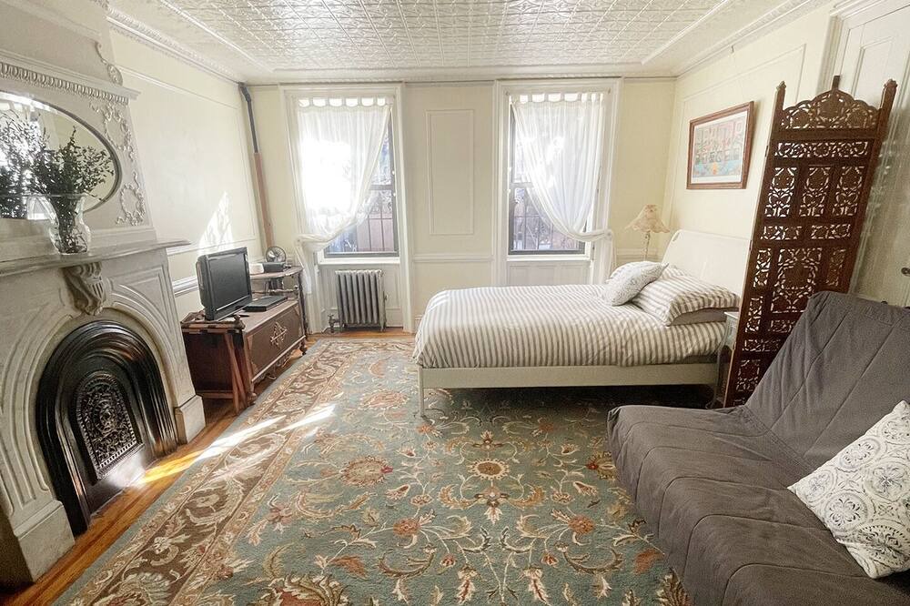 Photo of Bedroom in Clinton Hill