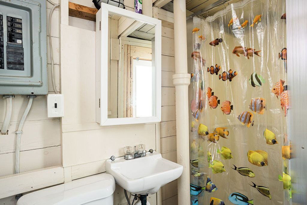 Photo of Bathroom in York Beach