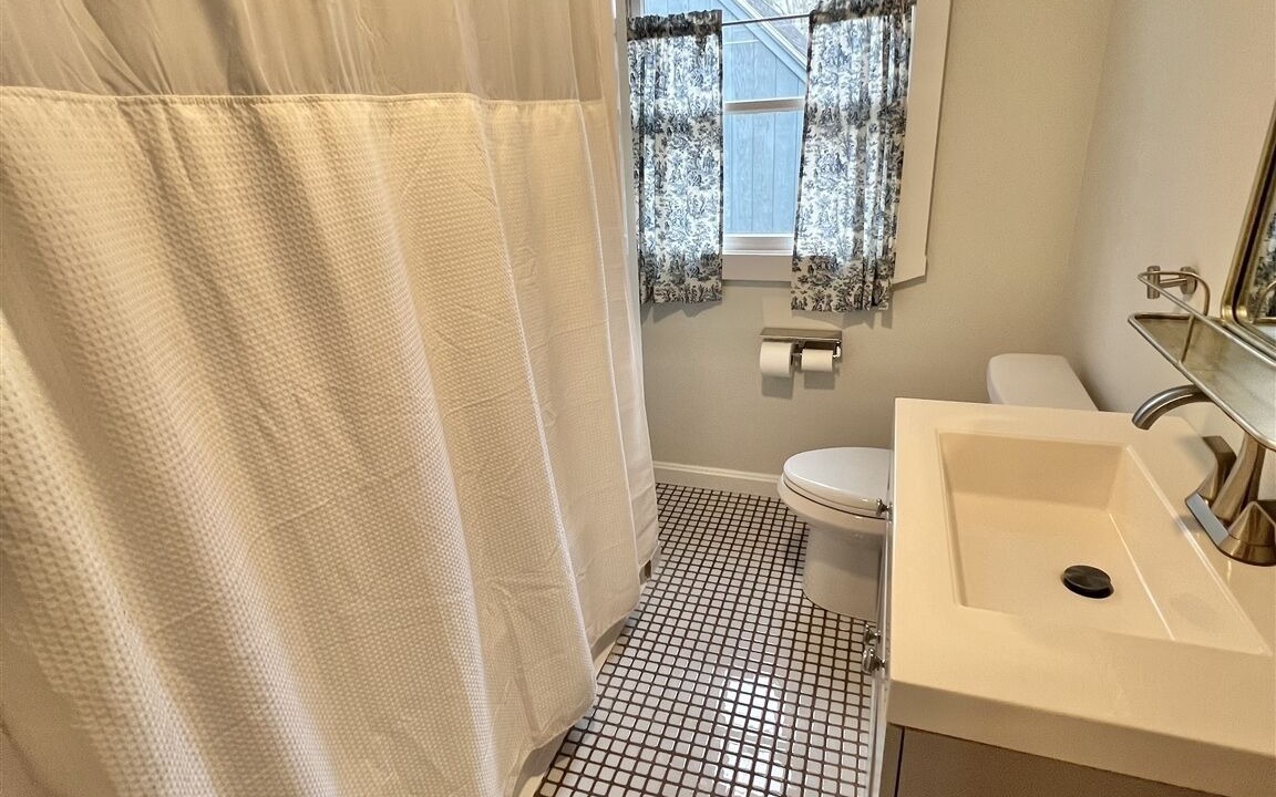 Photo of Bathroom in Thompson's Point