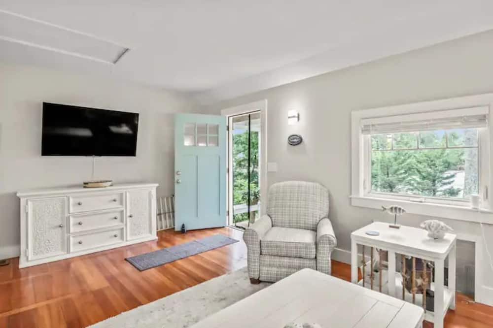 Photo of Bedroom in North Chatham