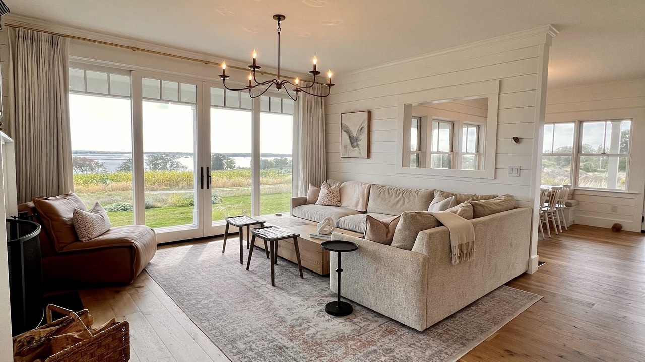 Photo of Livingroom in Adamsville