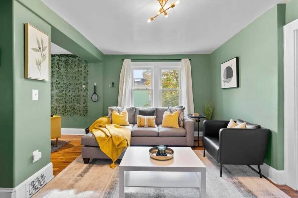 Photo of Livingroom in Danbury