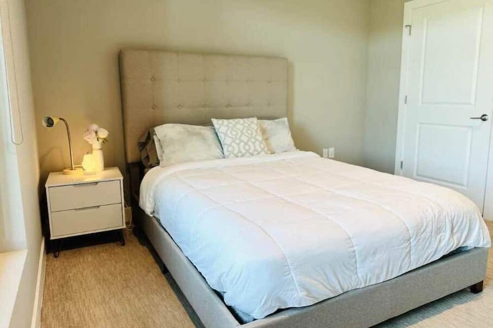 Photo of Bedroom in Great Neck