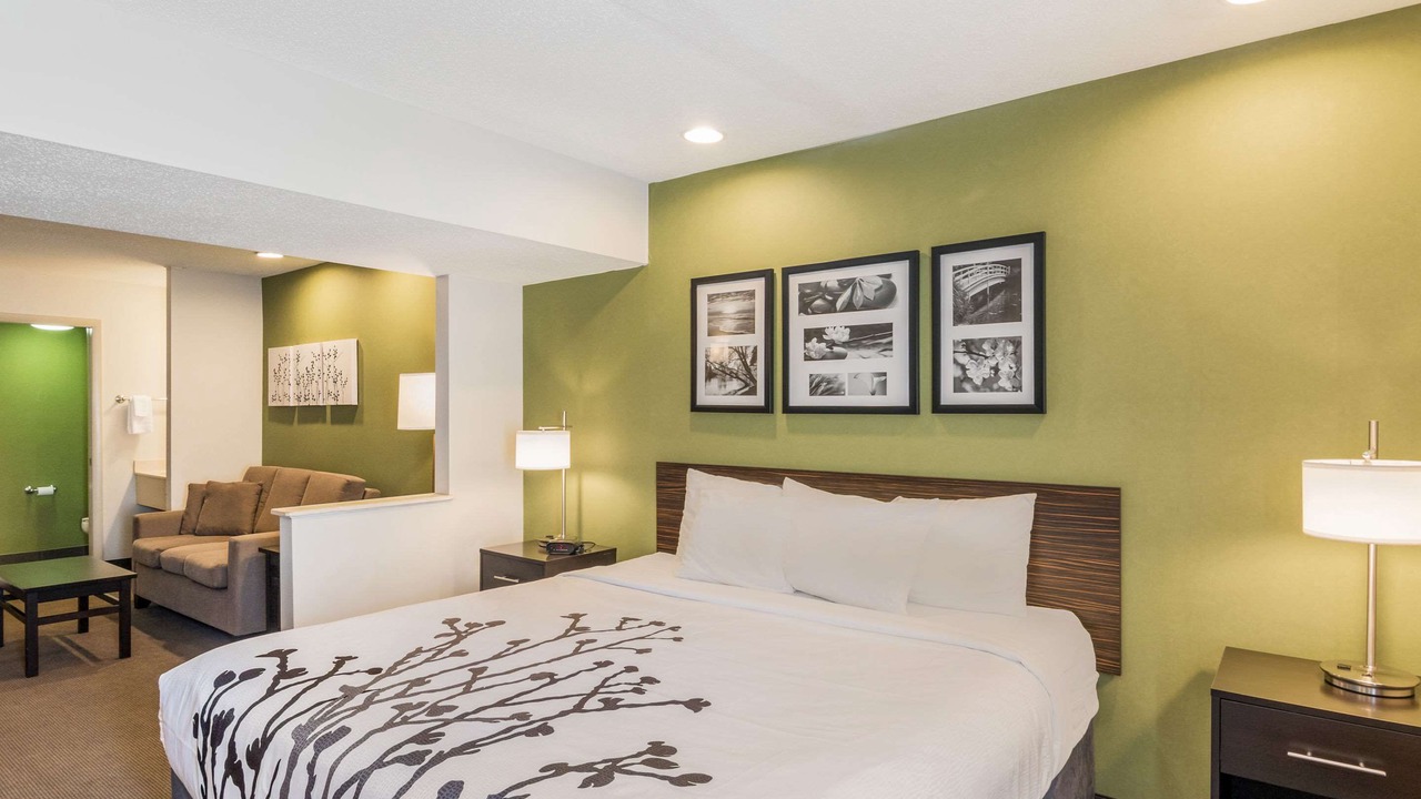 Photo of Bedroom in Niantic