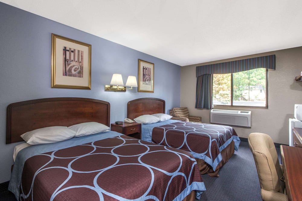 Photo of Bedroom in Gardner