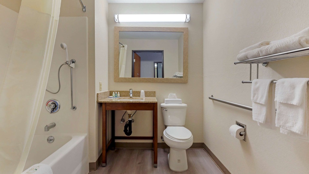 Photo of Bathroom in Lee