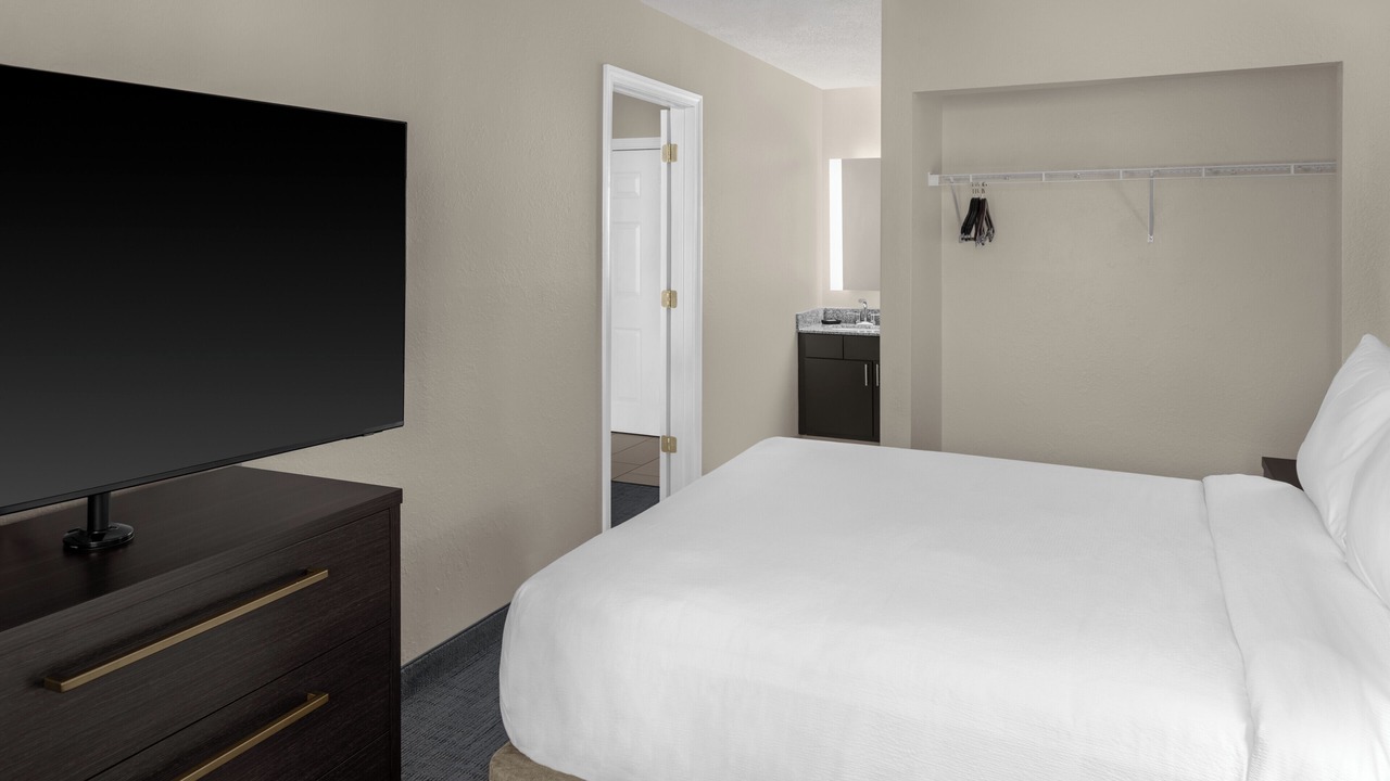 Photo of Bedroom in Mystic