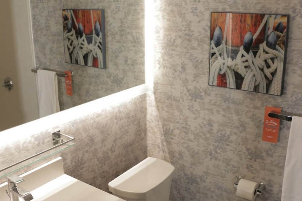 Photo of Bathroom in Middletown