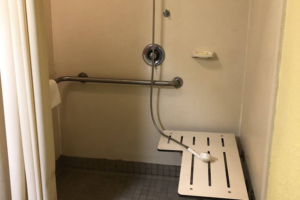 Photo of Bathroom in North Meadows