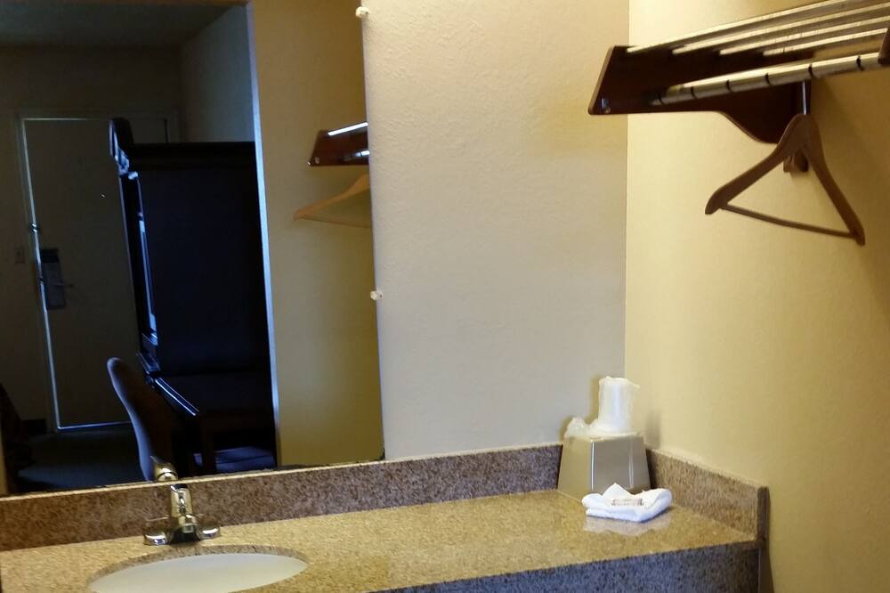 Photo of Bathroom in North Meadows