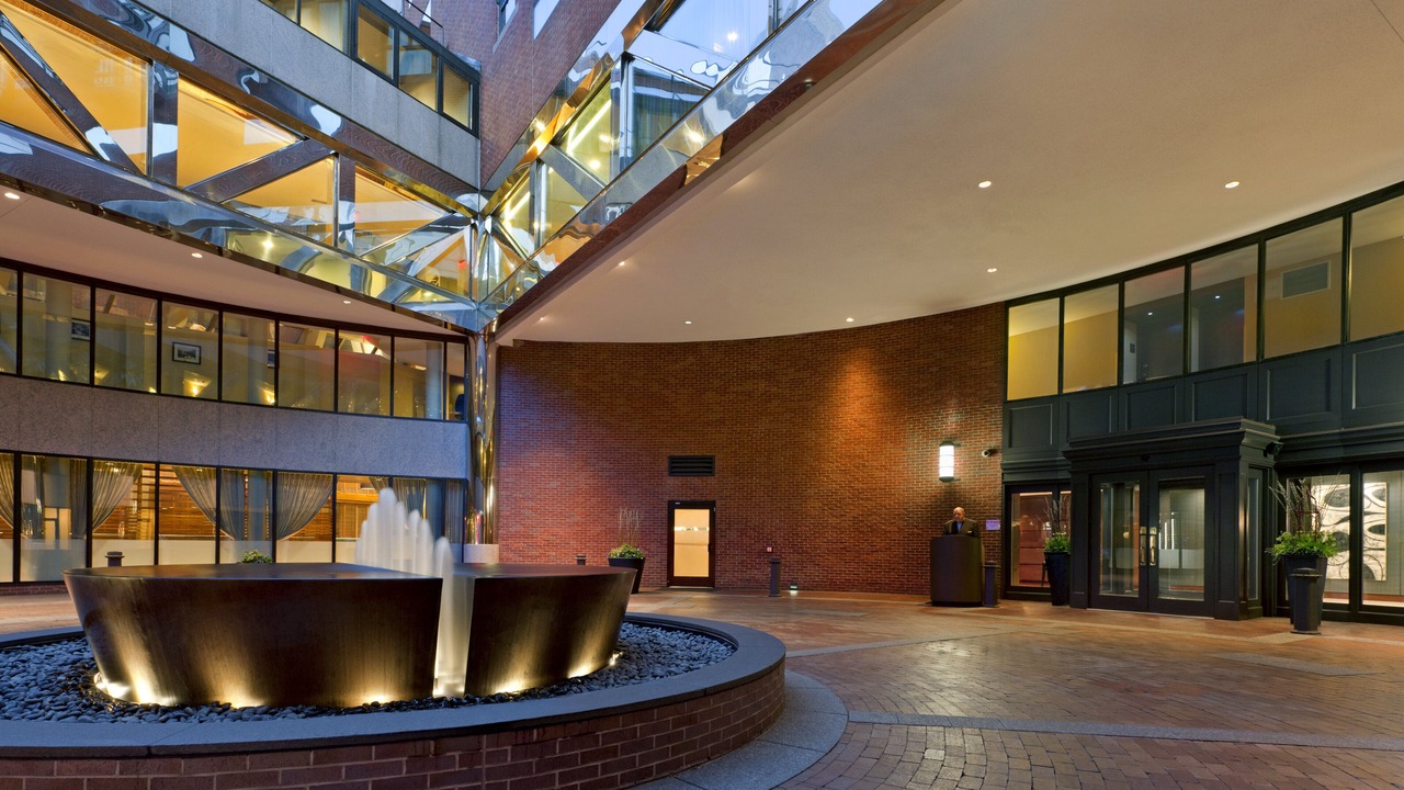 Photo of Outdoor in Government Center