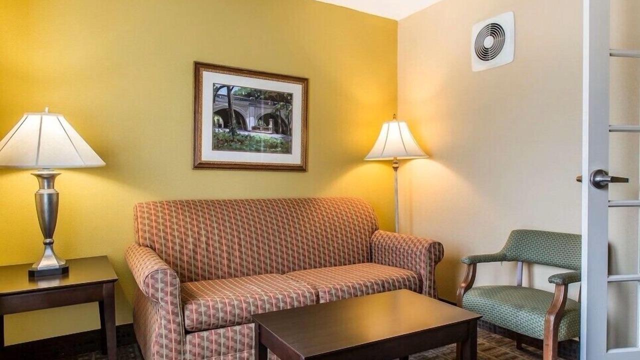 Photo of Bedroom in Hamden