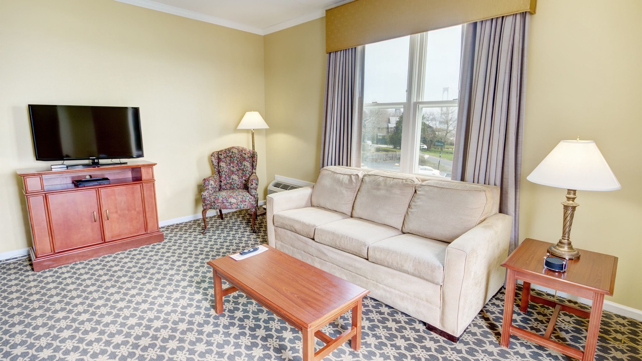 Photo of Bedroom in Jamestown