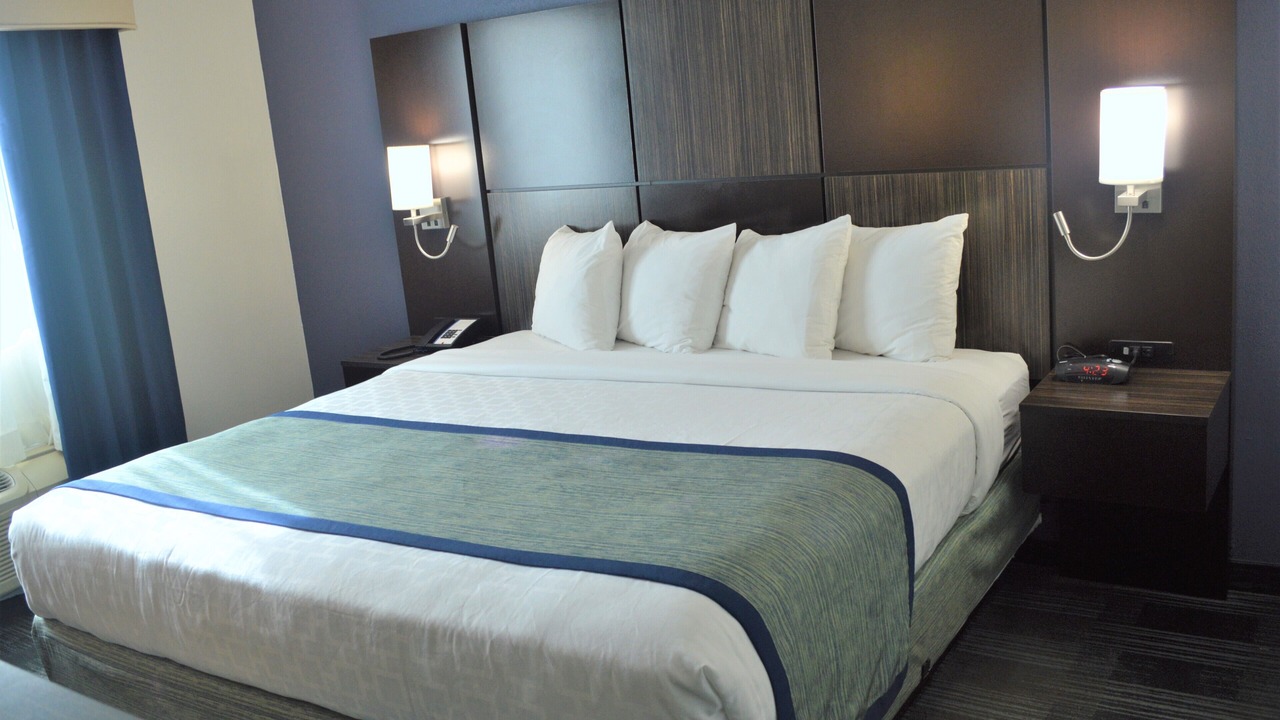 Photo of Bedroom in Teaticket