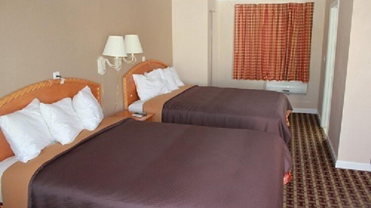 Photo of Bedroom in Main Street Hyannis