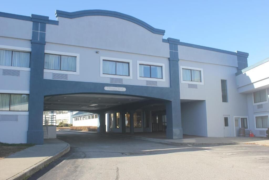 Photo of Outdoor in New London