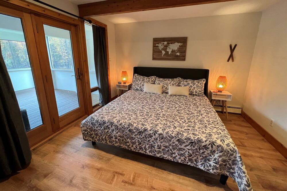 Photo of Bedroom in Stowe Hollow