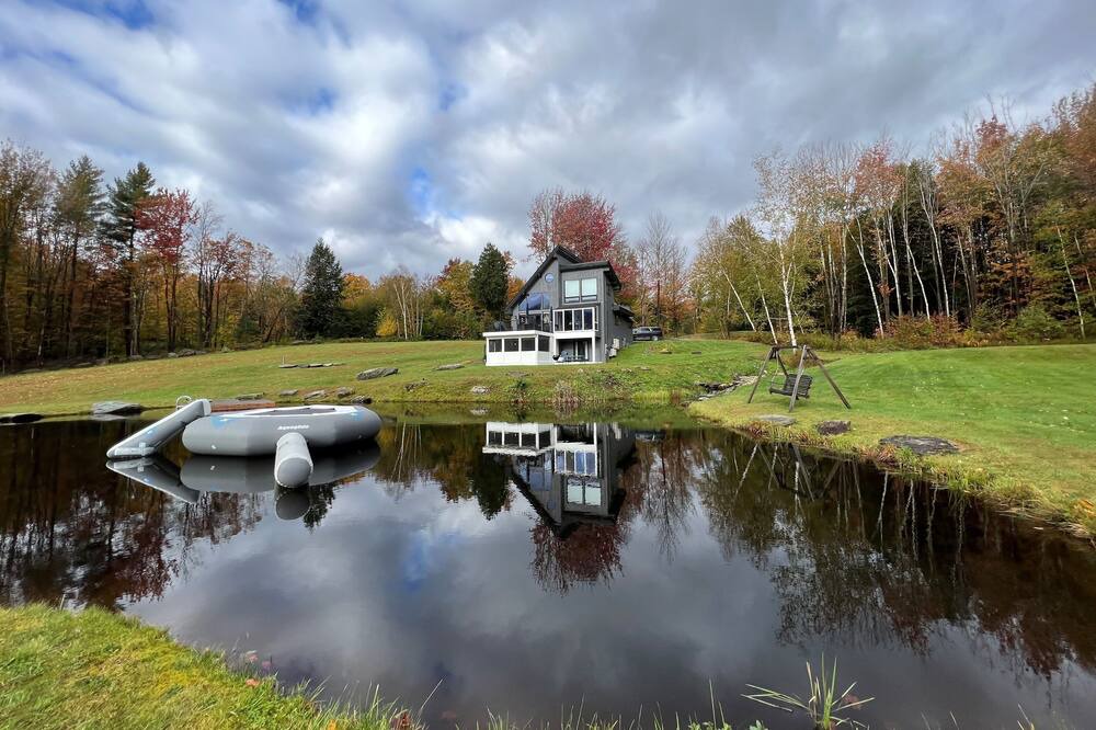 Photo of Others in Stowe Hollow