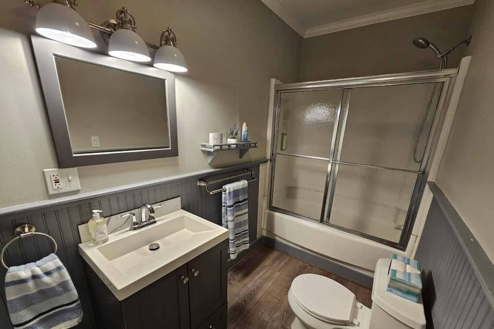 Photo of Bathroom in Surry