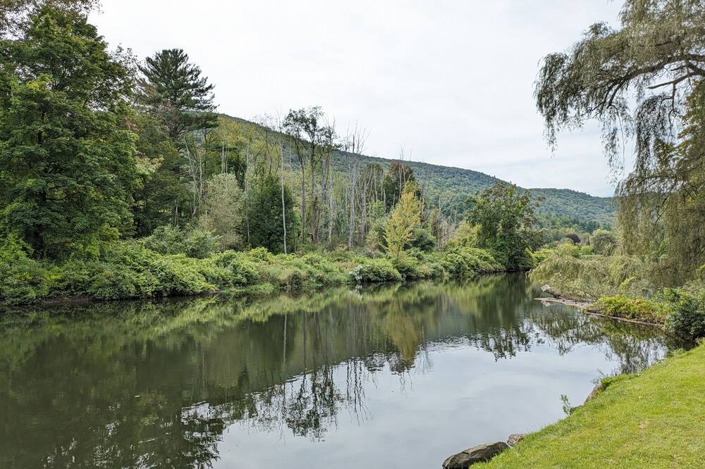 Photo of Outdoor in Lee