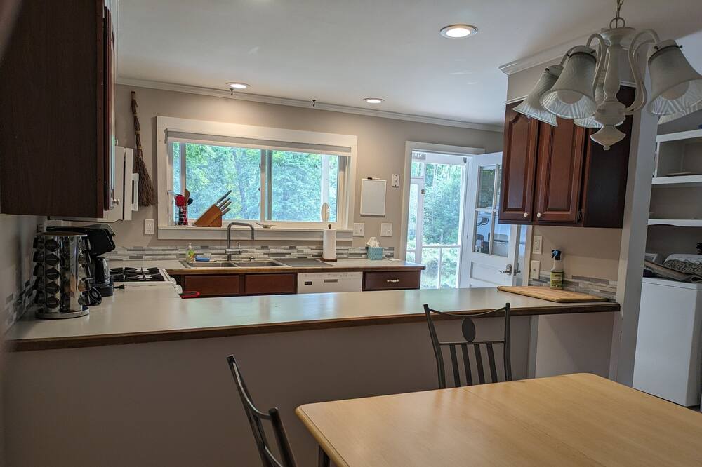 Photo of Kitchen in Lee