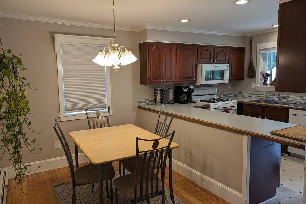 Photo of Kitchen in Lee