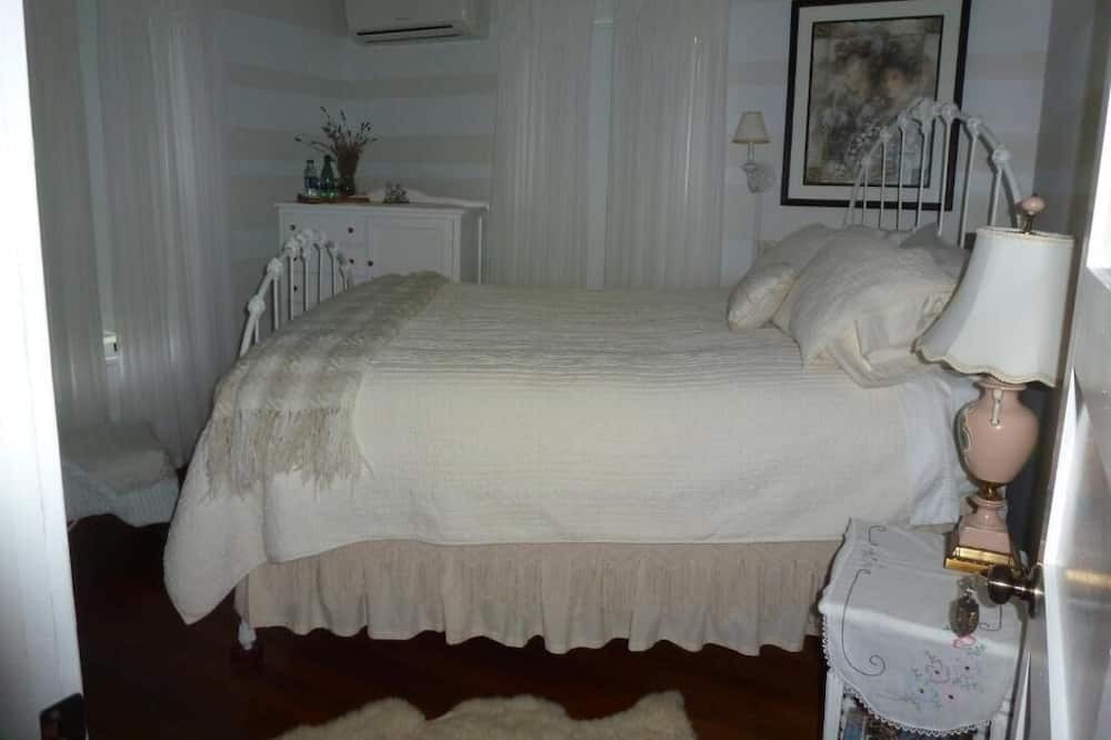Photo of Bedroom in Galilee