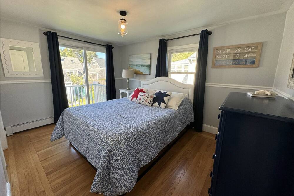 Photo of Bedroom in Top of the Hill