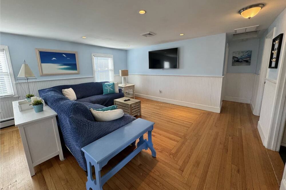 Photo of Livingroom in Top of the Hill